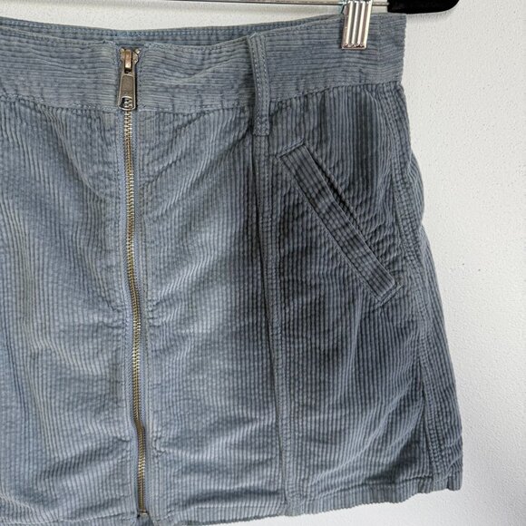 American Eagle Womens Blue Corduroy Hi RIse A-Line Skirt Size 6 Mini Boho Zip Up - Picture 4 of 9